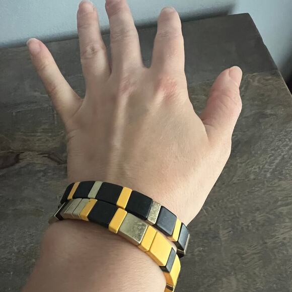 New Tiley & Bells Black Yellow and Gold Colorblock Stretch Bracelets - Picture 10 of 10
